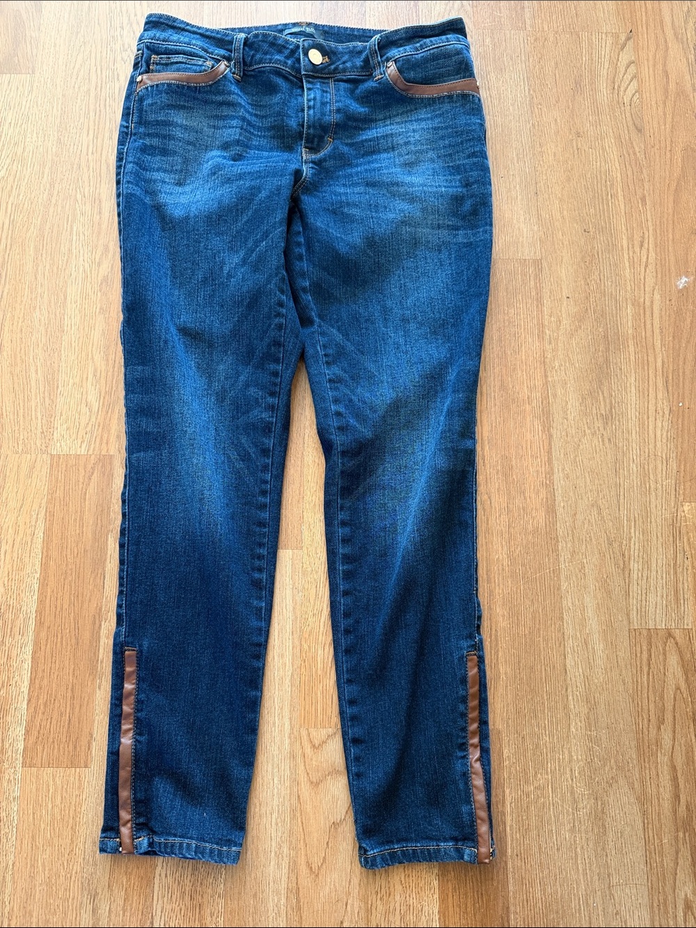 White House Black Market Dark Blue Skinny Jeans with Brown Trim